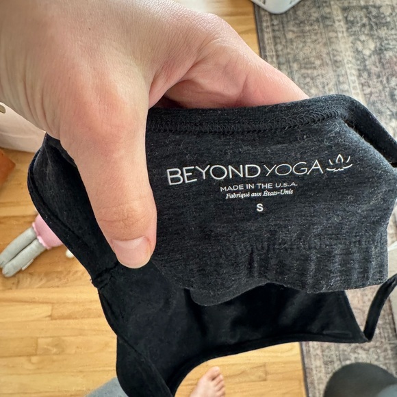 Beyond yoga shorts set - Picture 5 of 5